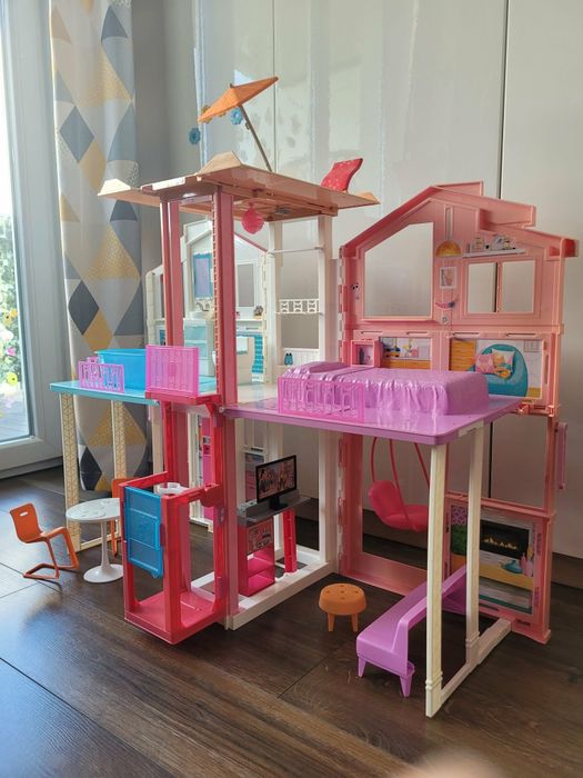 Barbie - Malibu Town House (DLY32) domek
