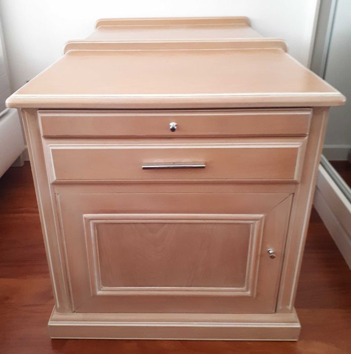 Bed Headboard + 2 Nightstands64552396518787122