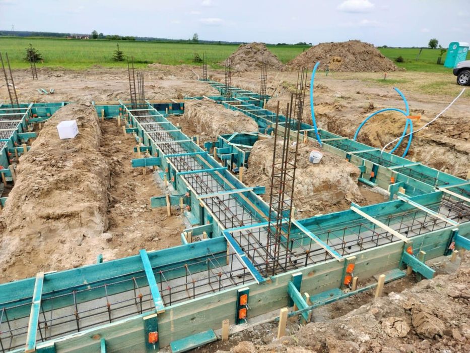 Murowanie , stawianie domów , fundamenty