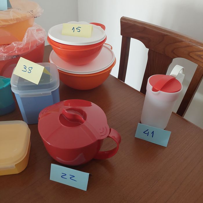 Tupperware Various427871458097244164