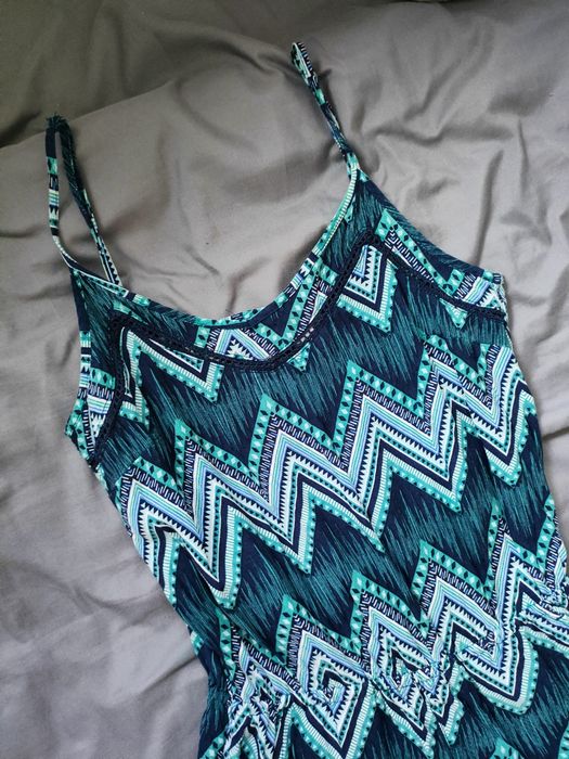 Kombinezon na ramiączkach z kieszeniami