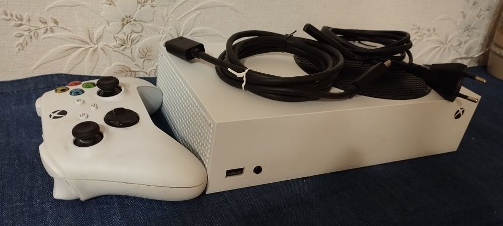Xbox Series S 512GB | Идеальное состояние | Полный комплект