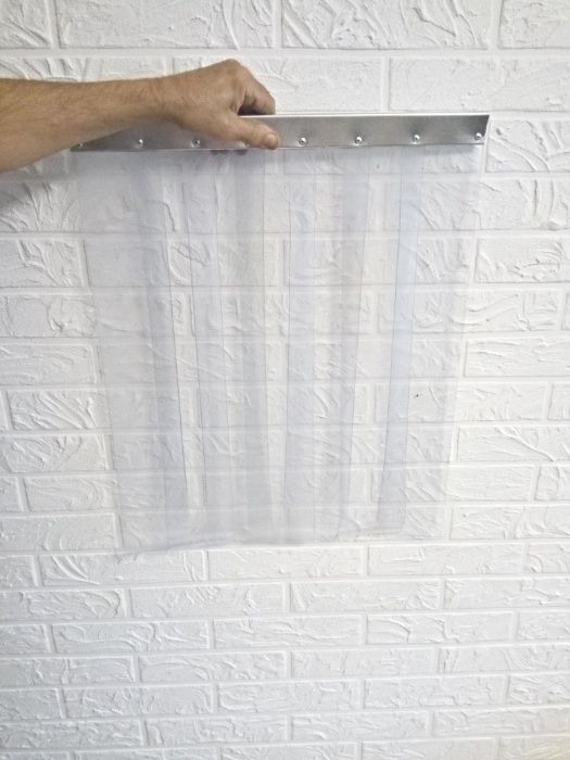 Шторка ПВХ для собачьей будки.