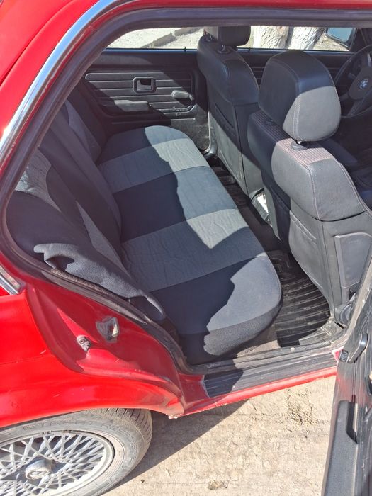 Продам е30 СТРОЧНО