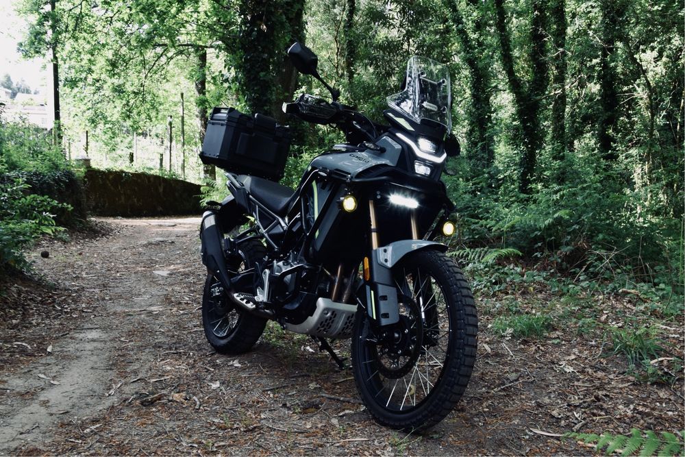 CF moto 450 MT de 2024