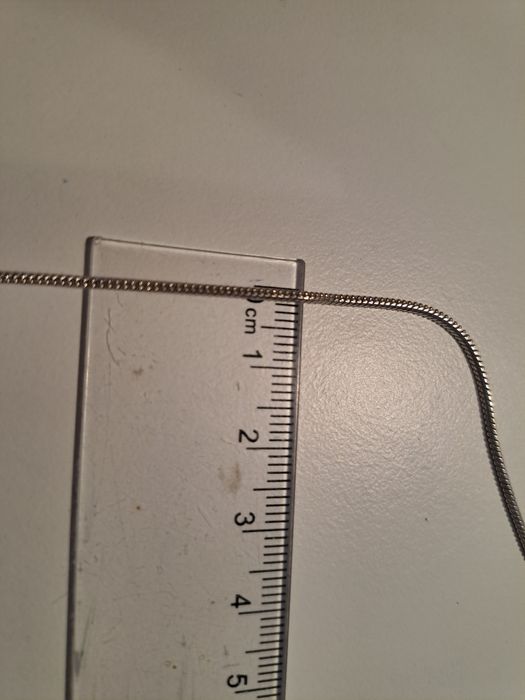 Srebrny łańcuszek z ozdobnymi elementami p.925