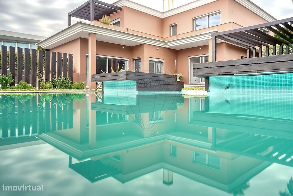 Moradia T4 para arrendamento