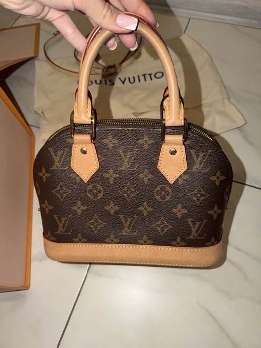 Продам Louis Vuitton Alma BB . ОРИГІНАЛ , є чек
