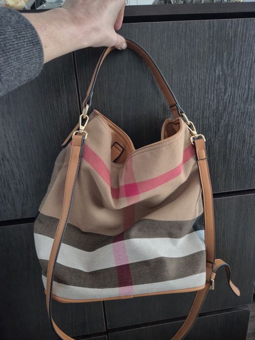 Burberry сумка  нова