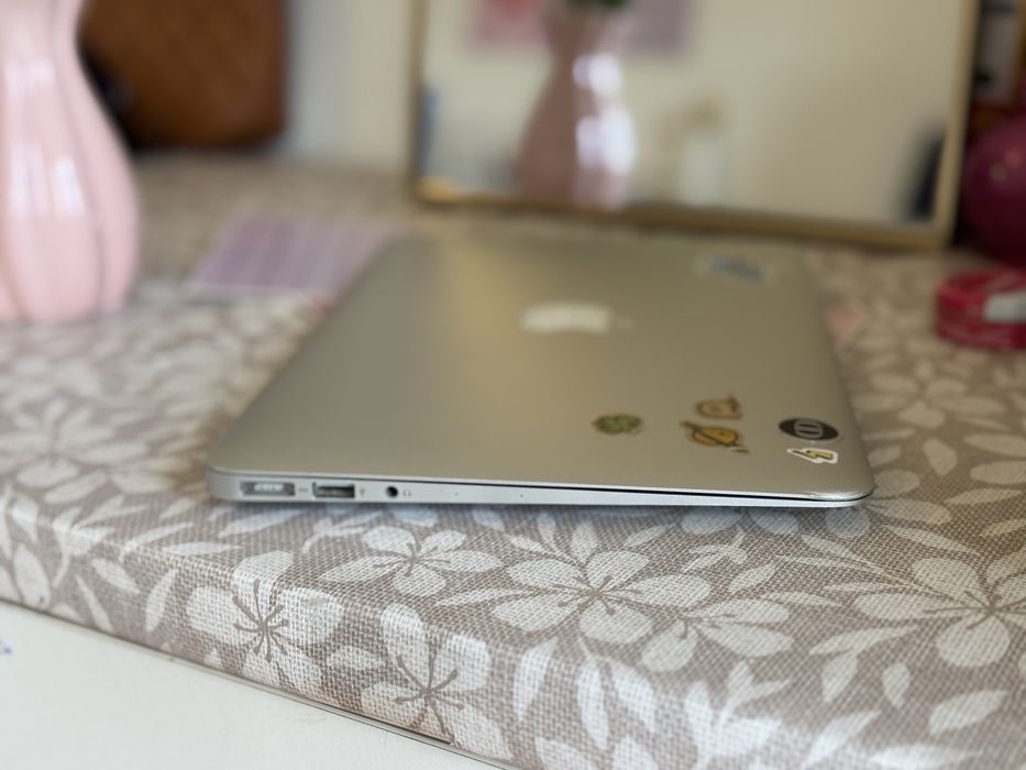 Macbook air early15 13 polegadas488058218874163201