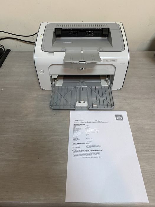 Продам принтер hp p1102 робочий