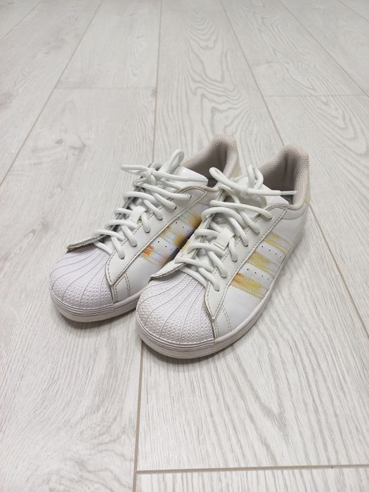 Кросівки, кеди для дівчинки Adidas Originals Superstar 34р