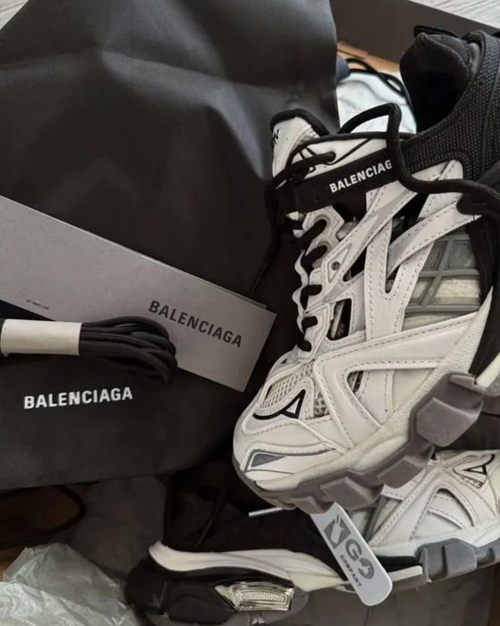 Balenciaga Black White (43,44)