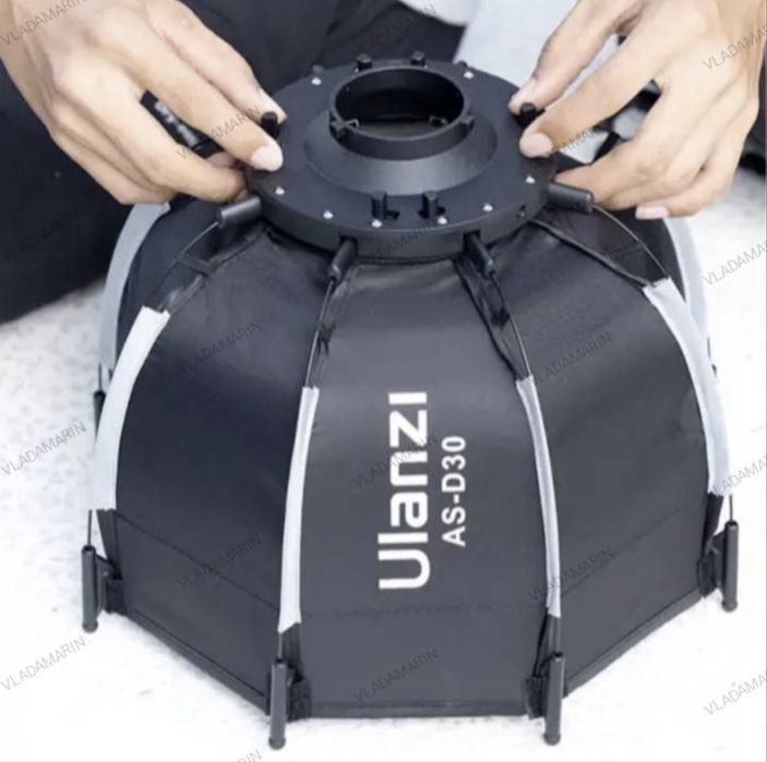 Софтбокс Ulanzi AS-D30 30cm mini Bowens mount LT028 40W октобокс
