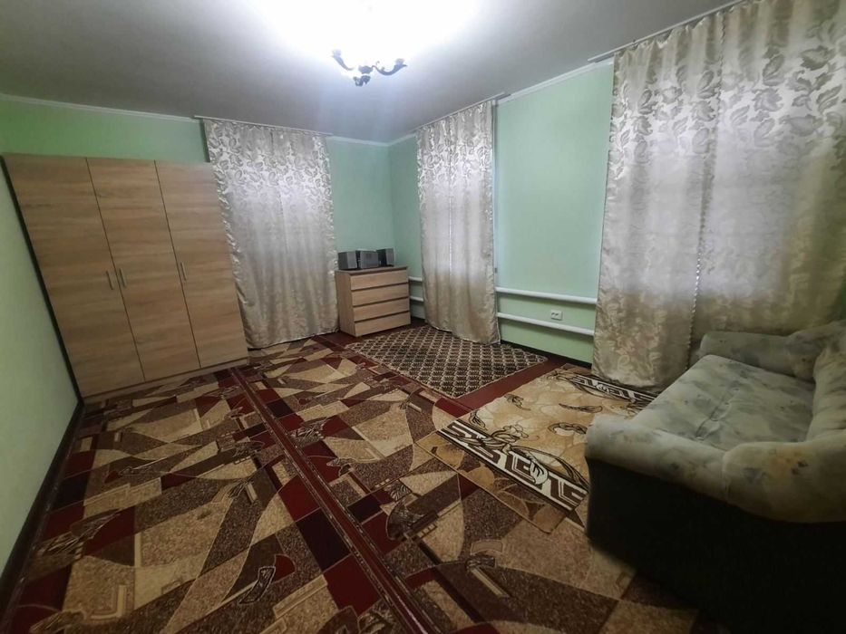 Продаж будинку, смт. Брусилів, біля 1ї школи