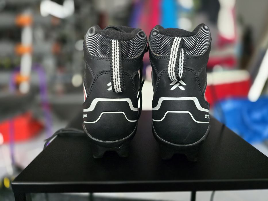 Buty biegowe 40 r.biegówki Sns profil bardzo zadbane mało co  używane