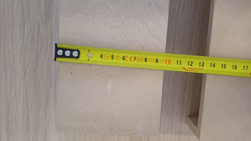 4 bases de madeira (exposição)