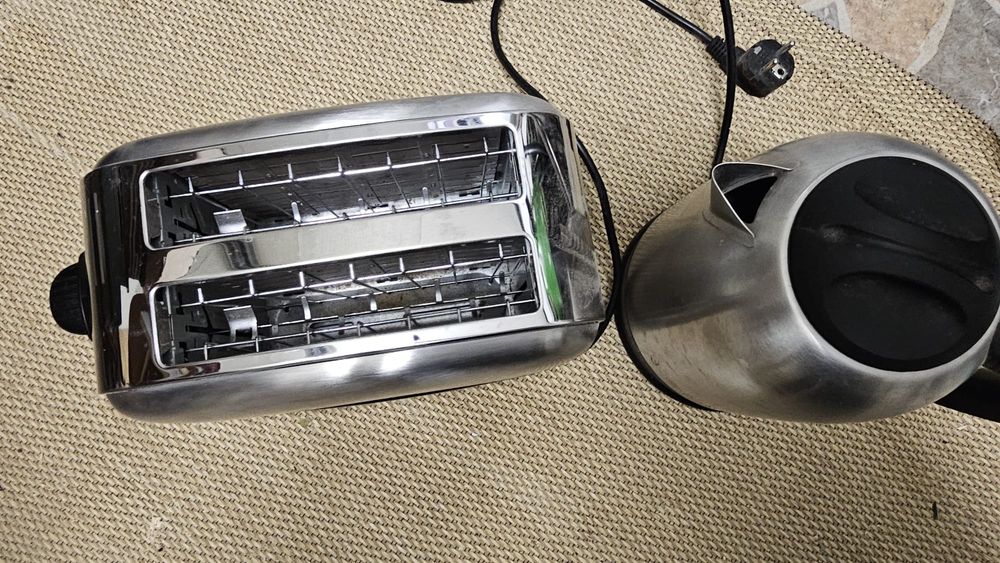 Chaleira e Torradeira Russell Hobbs