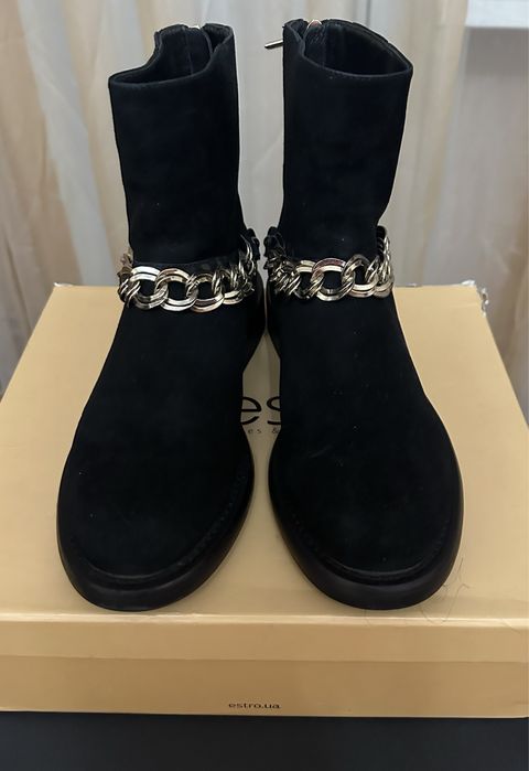 Estro черевики