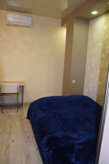 Отопление своё! Центр м.Научная. Посуточно квартира. Рядом госпиталь.