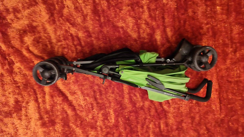 Carrinho de Passeio Inglesina Swift