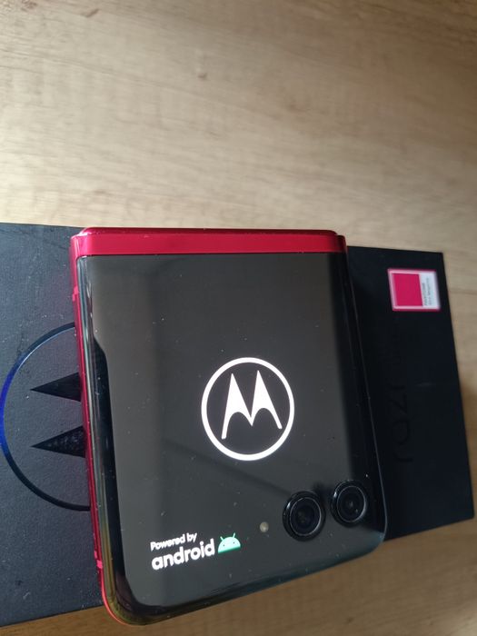 Motorola razr 40 ultra na gwarancji