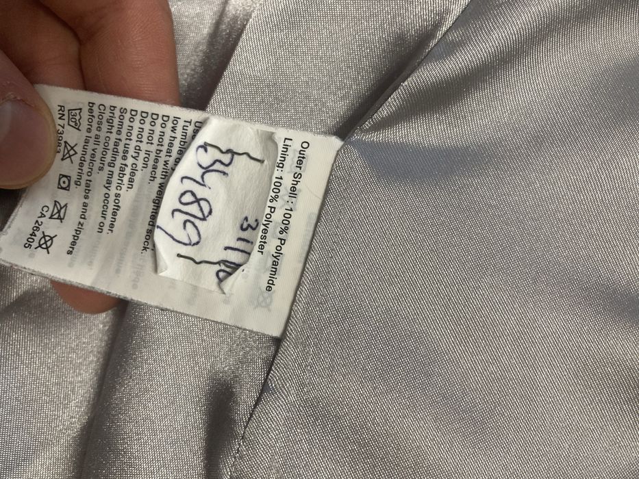 Biała kurtka zimowa narciarska Helly Hansen damska S srebrna podszewka