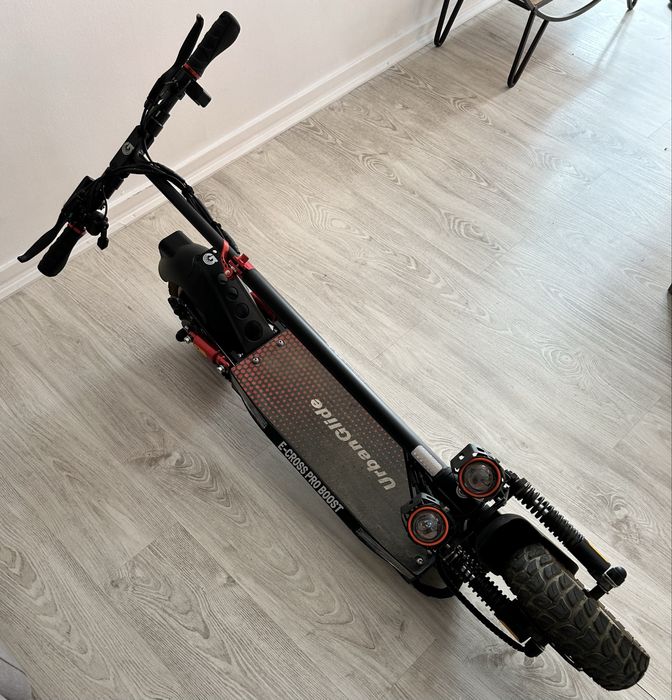 UrbanGlide E-Cross Pro Boost 1600W — Dual Motor — Como Nova
