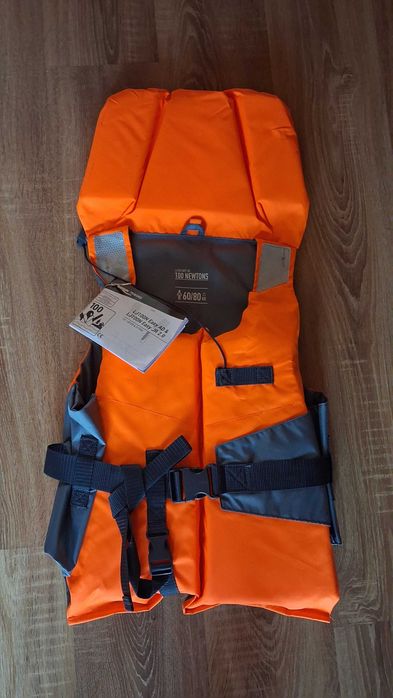 Kamizelki Ratunkowe (kapoki) Tribord 100 Newtons Decathlon