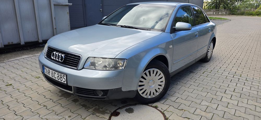 Audi A4   B6  1.6 benzyna  bez rdzy