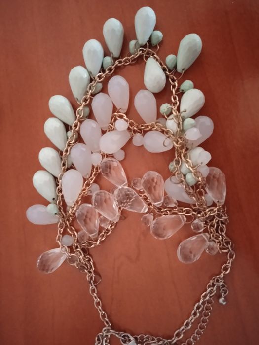 Grande colar exótico