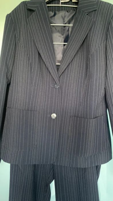 Fato Simples (Mulher)