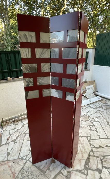 Moldura Biombo Umbra 175cm x 84cm vermelho