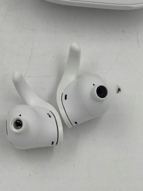 uszkodzony słuchawki bezprzewodowe dokanałowe apple beats fit pro anc