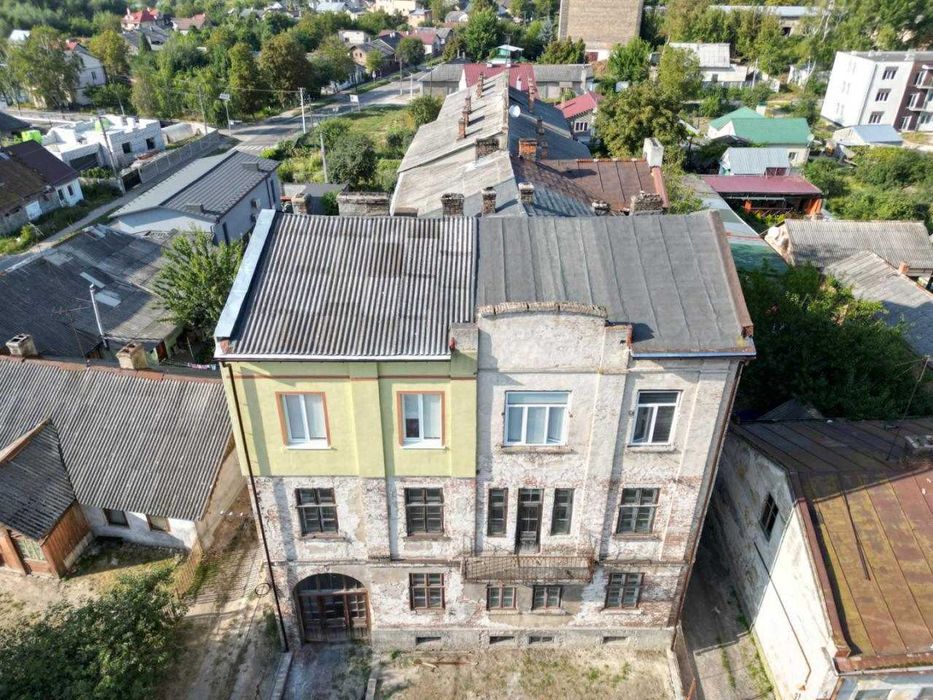 Продається приміщення, 2 поверхи + підвал по вул. Шевченка, м. Сокаль