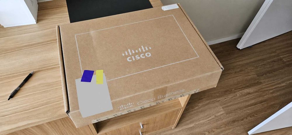 Switch Cisco CBS220-48T-4G — 48 Portas Gigabit + 4 SFP — Novo