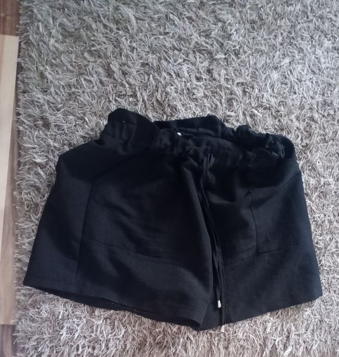 Nowe bez metki spodenki rozmiar L czarne