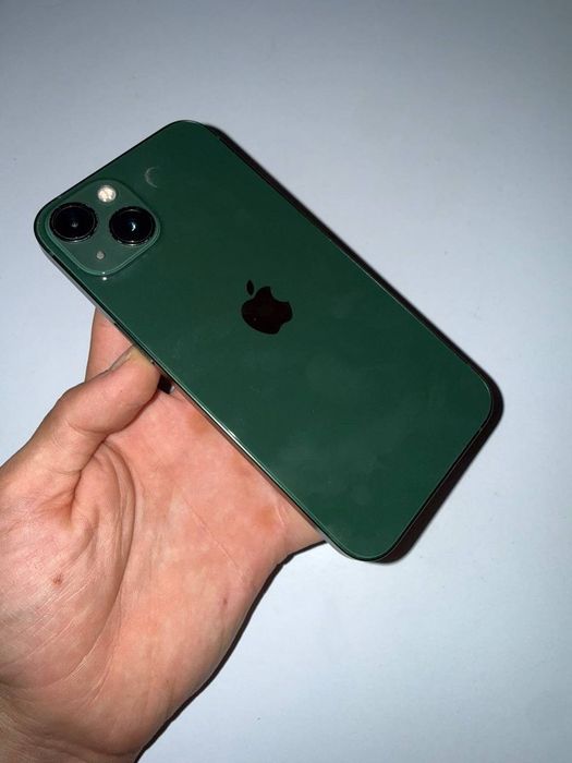 Продам apple iPhone 13