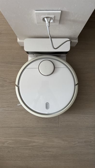 Робот-пилосос Xiaomi Mi Robot Vacuum – хороший стан!
