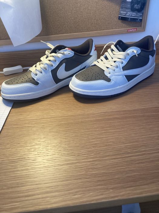 Travis scott jordan 1 low mocha