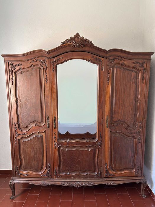 Mobília de quarto completa (c/ toucador e banco)