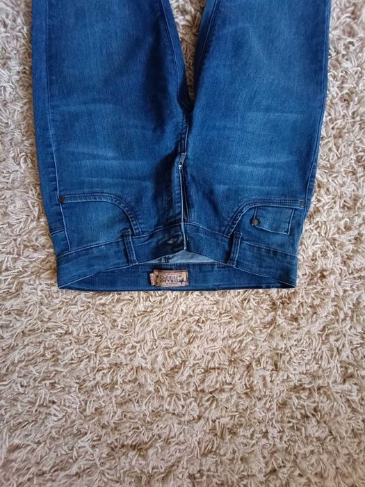 Spodnie jeansowe damskie