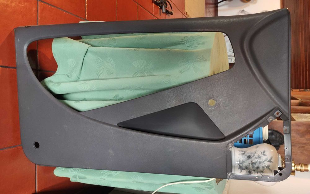Quartela para seat ibiza 6k2 (Lado do condutor) (Cinzenta)