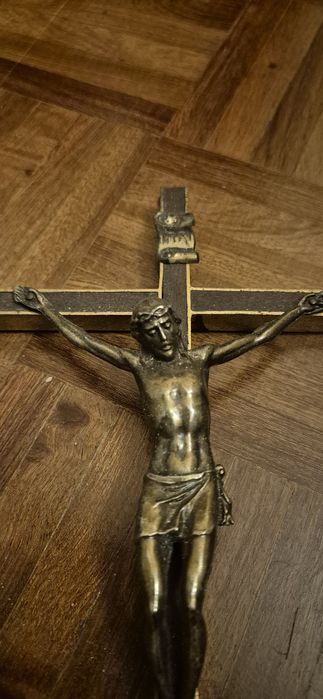 Crucifixo com suporte para a parede de Jesus Cristo