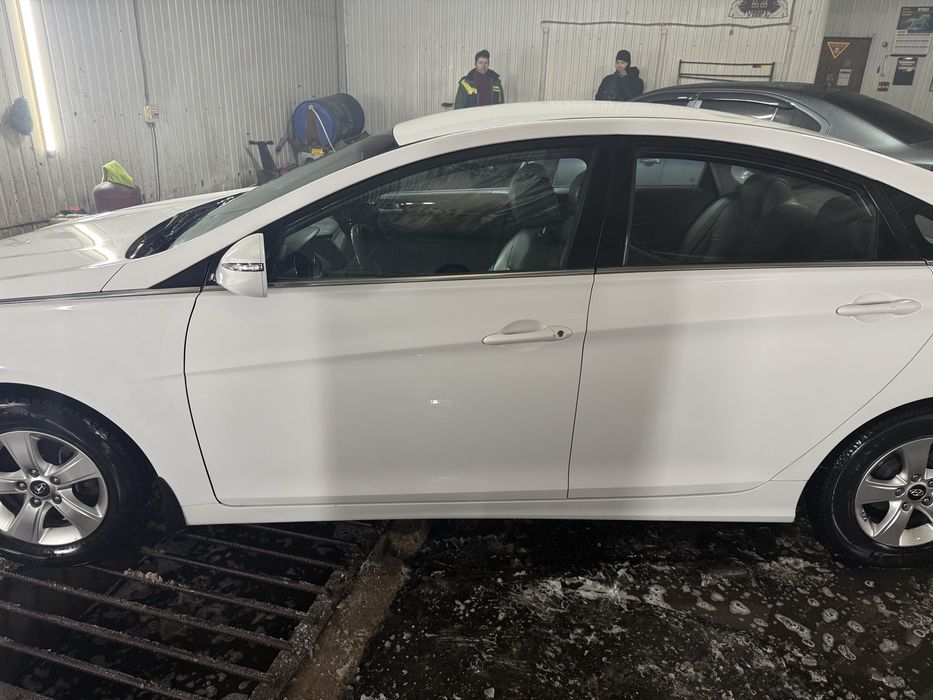 Hyundai sonata 2014 2.0lpi. Рідний пробіг 1000%.