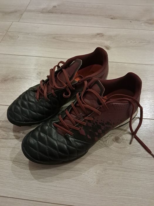 Buty piłkarskie Kipsta rozmiar 42 wkładka 26,5 cm