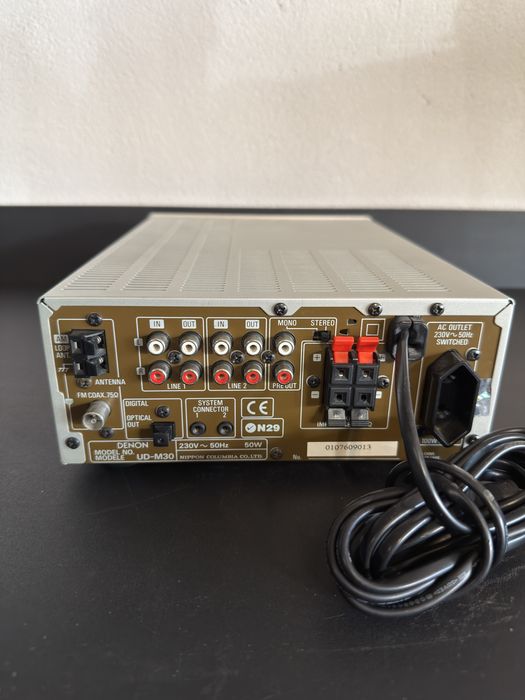 Amplituner od Wieży Denon UD-M30.