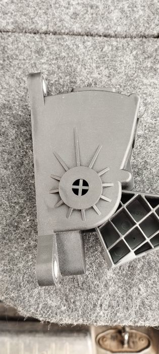 Електронная педаль газа ПРИОРА