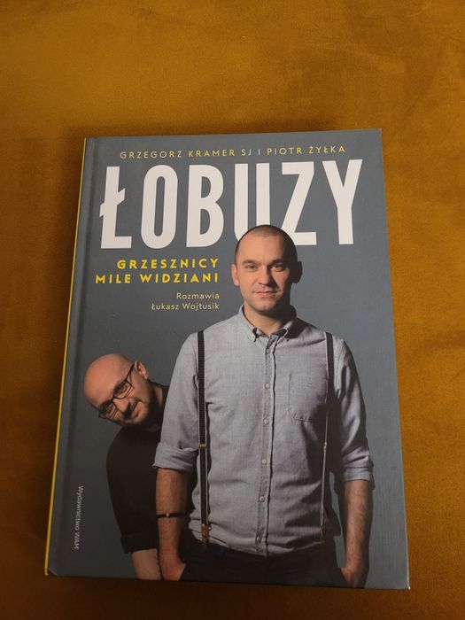 Łobuzy. Grzesznicy mile widziani - z podpisami autorów