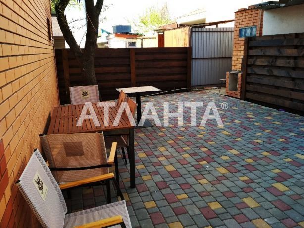 Будинок у Фонтанці на березі моря!